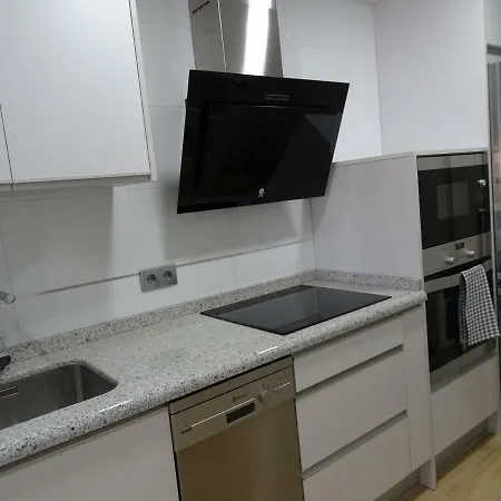 Almena De San Segundo Apartment *
