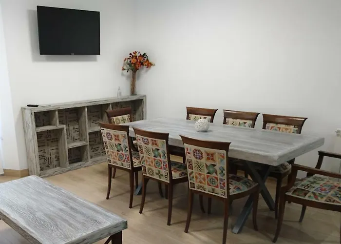 Almena De San Segundo